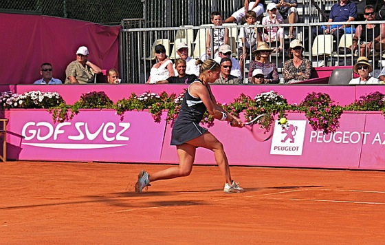 L’Italienne Maria Elena Camerin a battu la Tcheque Zuzana Ondraskova en finale du 12e Open Gaz de France de Cagnes sur mer près de Nice cagnes-camerin
