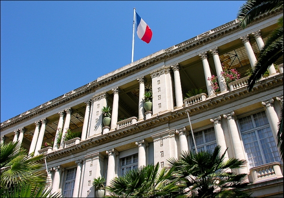 La préfecture de Nice Alpes maritimes:: nice-la-prefecture-drapeau