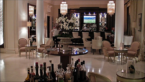 Eze Cap Estel, hôtellerie de luxe sur la Riviera::le bar bar-cap-estel