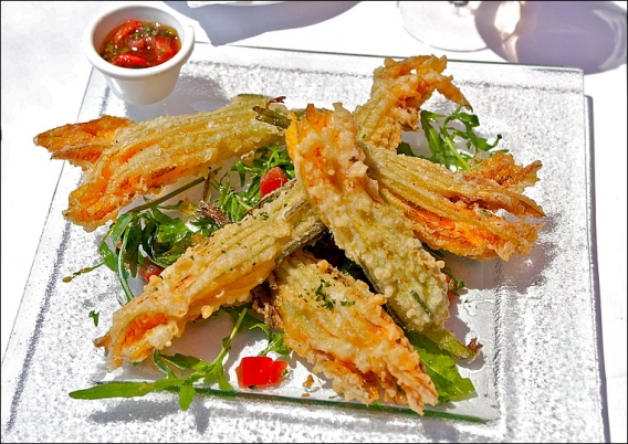Beignets Fleurs de courgettes trompette:: African Queen à Beaulieu sur Mer beignet-fleur-courgette