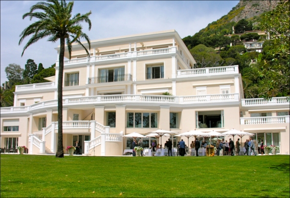 Le Cap Estel à Èze entre Nice et Monaco:: cap-estel-mansion