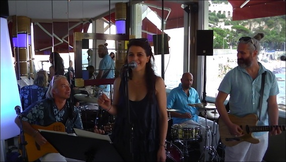 La Réserve de Nice lance ses soirées musicales::ses jeudis Live & Soul by Sons of Beach reserve-nice-beluga-lg1